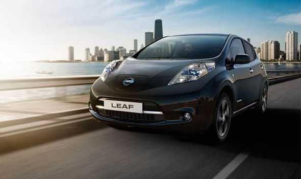 Nissan-Leaf-Black-Edition