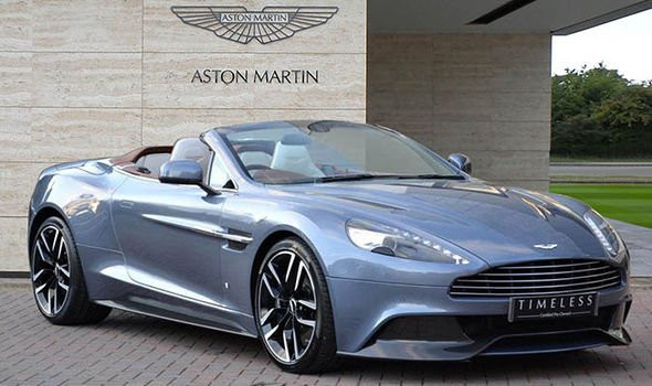 Aston-Martin-Vanquish-Volante-Q-Edition-890049