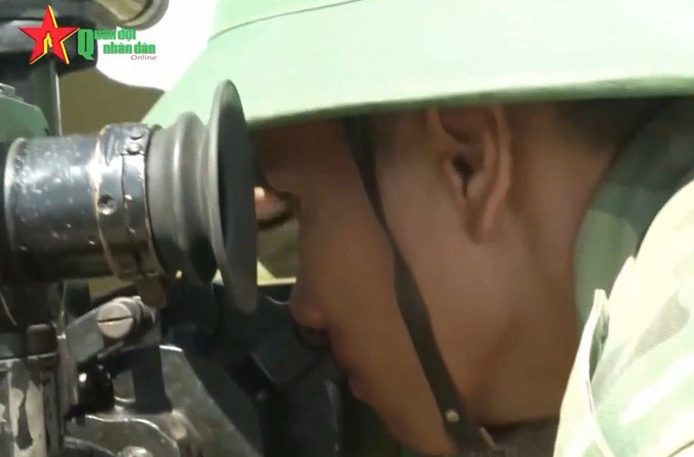 dang-gom-khau-phao-ban-20-phatphut-bao-ve-dao-viet-nam-hinh-7 7