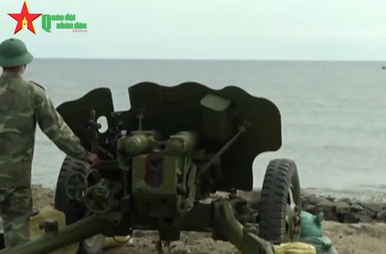 dang-gom-khau-phao-ban-20-phatphut-bao-ve-dao-viet-nam-hinh-8 8