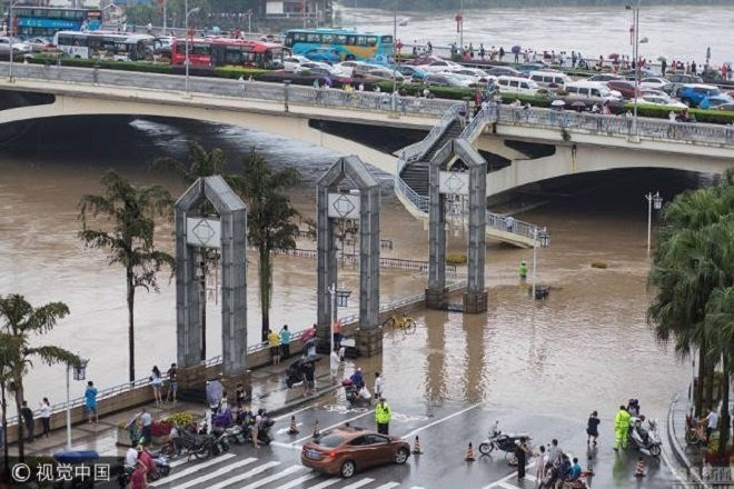 guilin-flooding2-1499138671_680x0 4