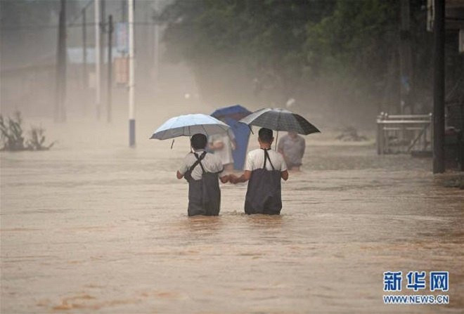hunan-flooding-1499138666_680x0 3