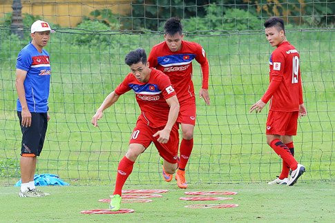 u22-viet-nam-cong-phuong-thanh-binh-quang-hai-0330298