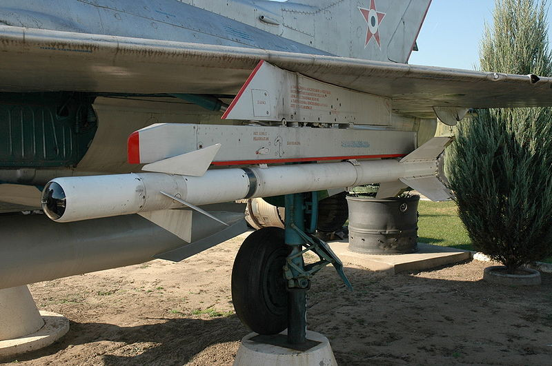 800px-R-3_Air-to-Air_Missile 7