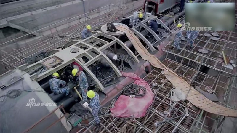 anh-hiem-qua-trinh-trung-quoc-sao-chep-tau-ngam-kilo-cua-nga_12222287