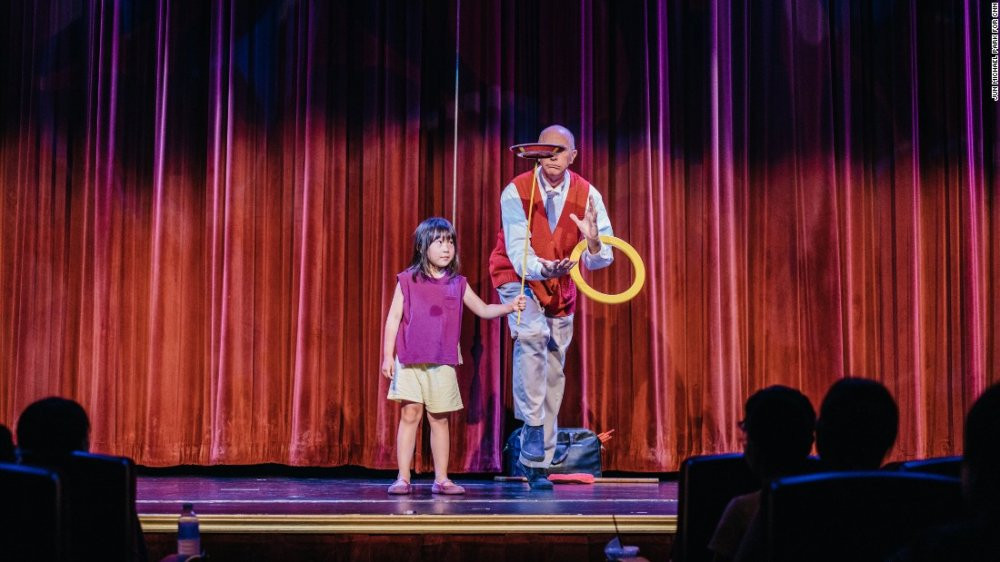 khach-du-lich-van-dang-den-dao-guam-8 3