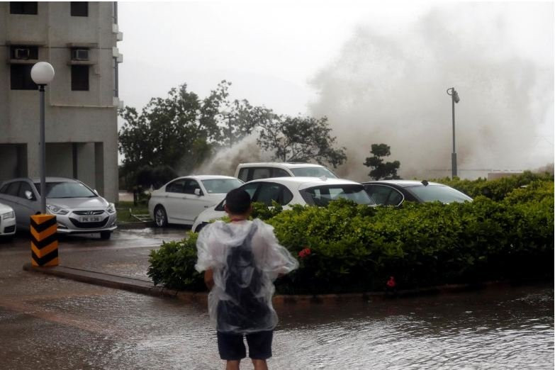 anh-sieu-bao-hong-kong-3 4