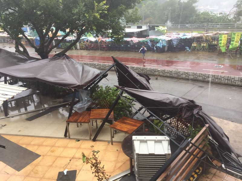 anh-sieu-bao-hong-kong-8 8