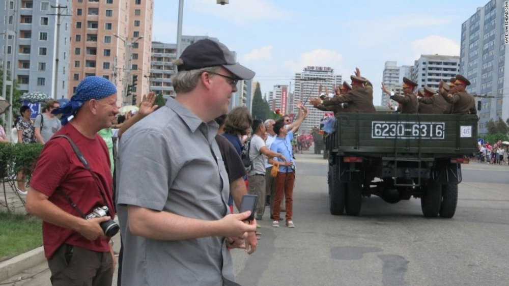 http _i2.cdn.cnn.com_cnnnext_dam_assets_131202120853-4-north-korea-tourism---victory-day-troops-horizontal-large-gallery