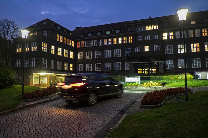 image-1065174-860_galleryfree-fcgw-1065174 3