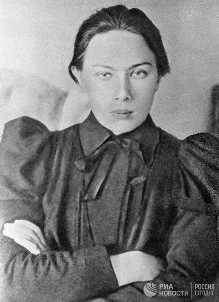 1-Nadezhda Konstantinovna Krupskaya
