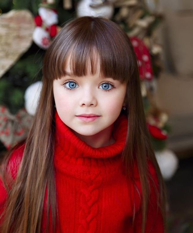 be-gai-nga-duoc-cong-nhan-la-xinh-dep-nhat-the-gioi-4 3