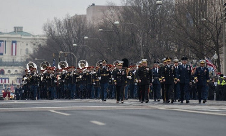 us-parade-9211-1520644157