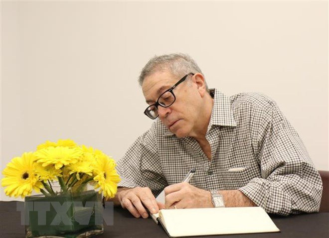 vieng-ctn-tran-dai-quang-4 4