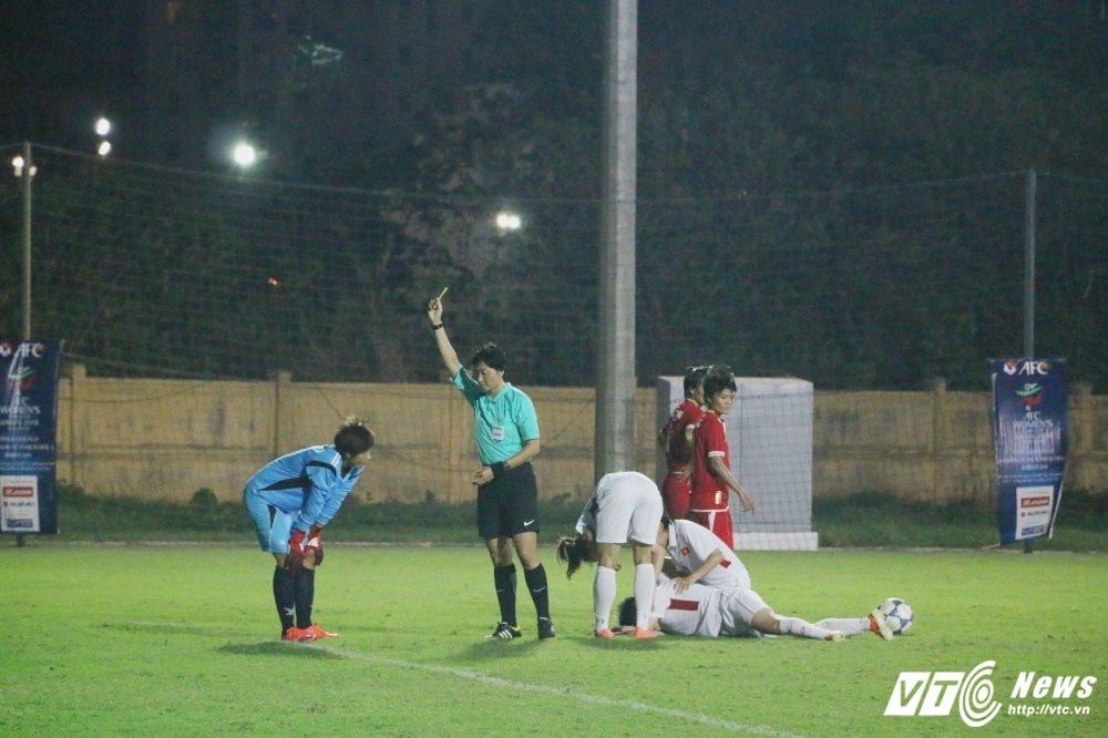 Hinh anh Tuyen nu Viet Nam: Chien dau can truong de gianh ve di Asian Cup 2018 28