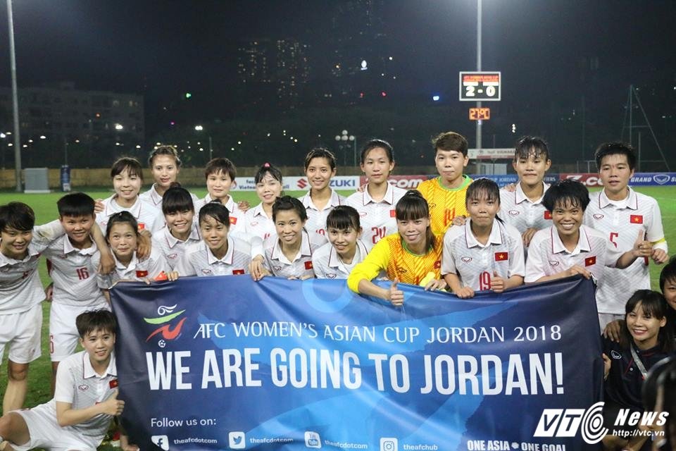 Hinh anh Tuyen nu Viet Nam: Chien dau can truong de gianh ve di Asian Cup 2018 36