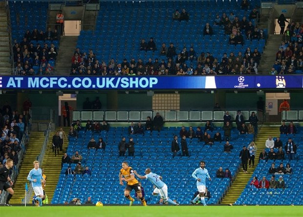 Hinh anh Derby Manchester: Man United lap ky luc kiem soat bong te hai 3