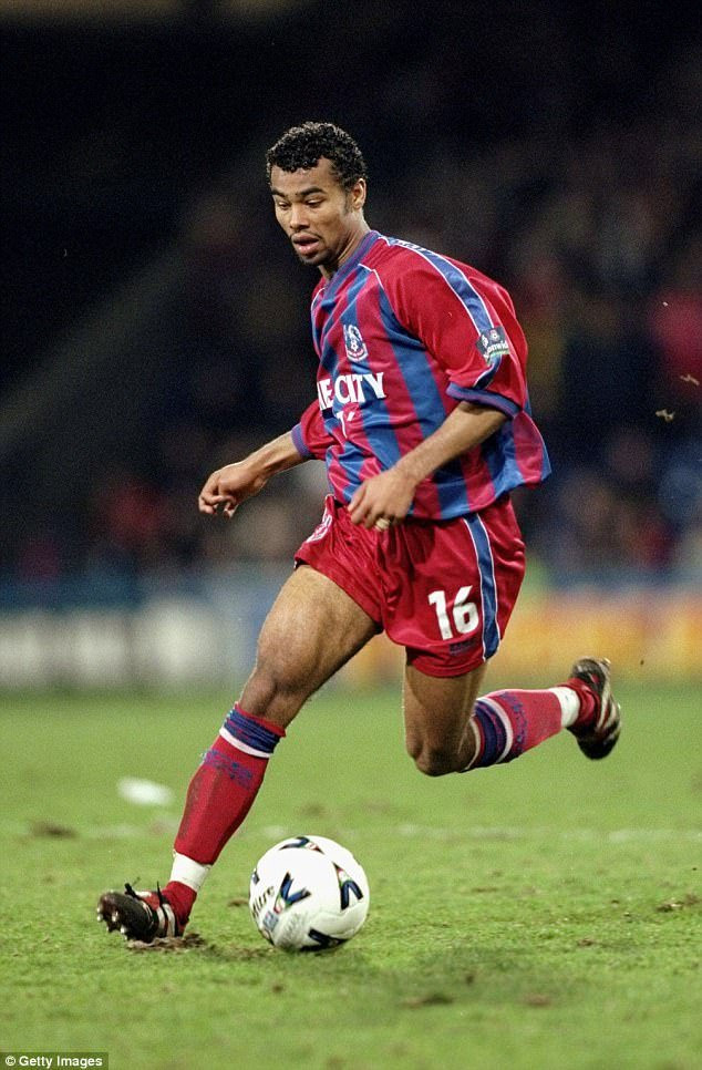 4128FBE800000578-4576966-image-a-65_1496756065999 5