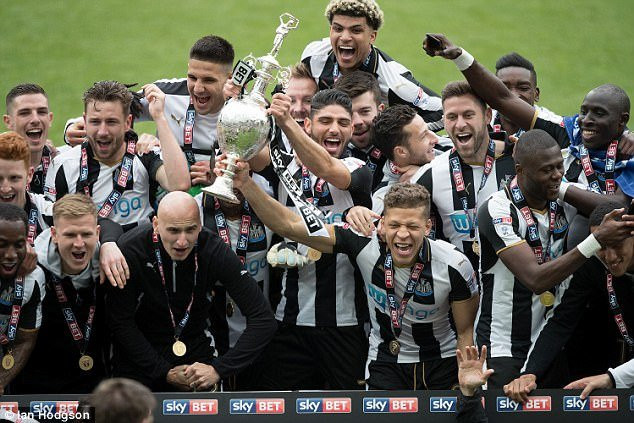 400CEFC200000578-4687236-image-a-4_1499813333310