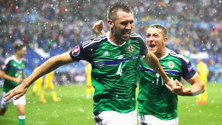 gareth-mcauley-northern-ireland-euro-2016_3485282