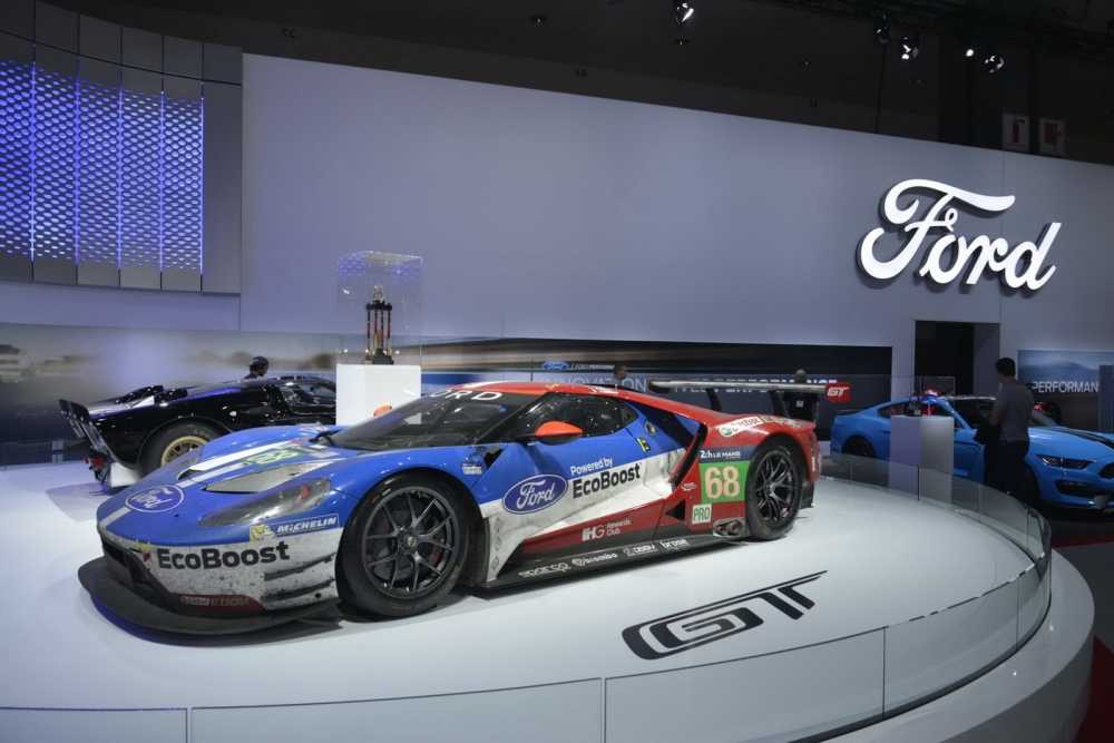 ford-gt-racecar-la-livepics-2