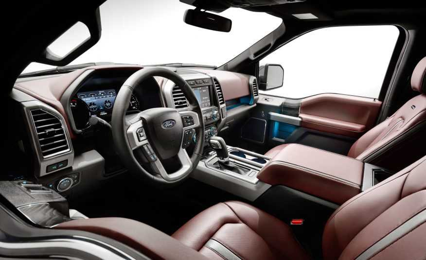 2018-Ford-F-150-110-876x535