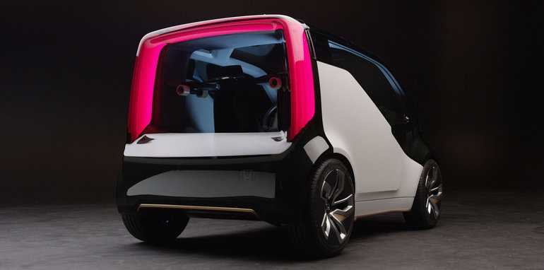 honda-neuv-rear