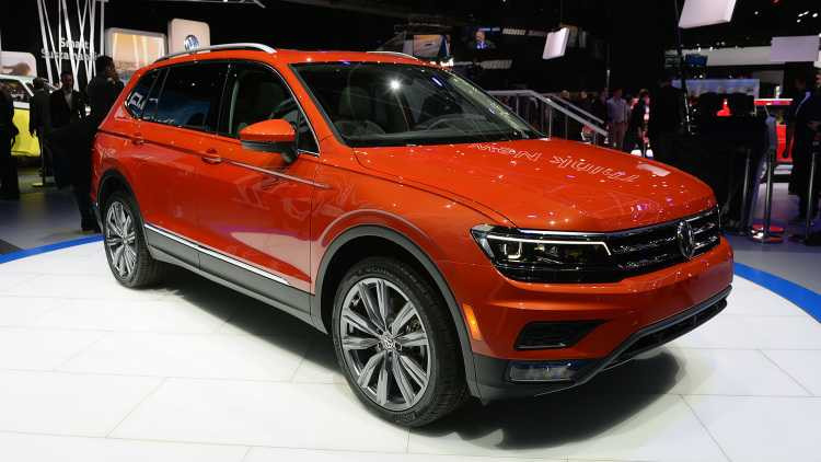 01-2018-volkswagen-tiguan-detroit-1