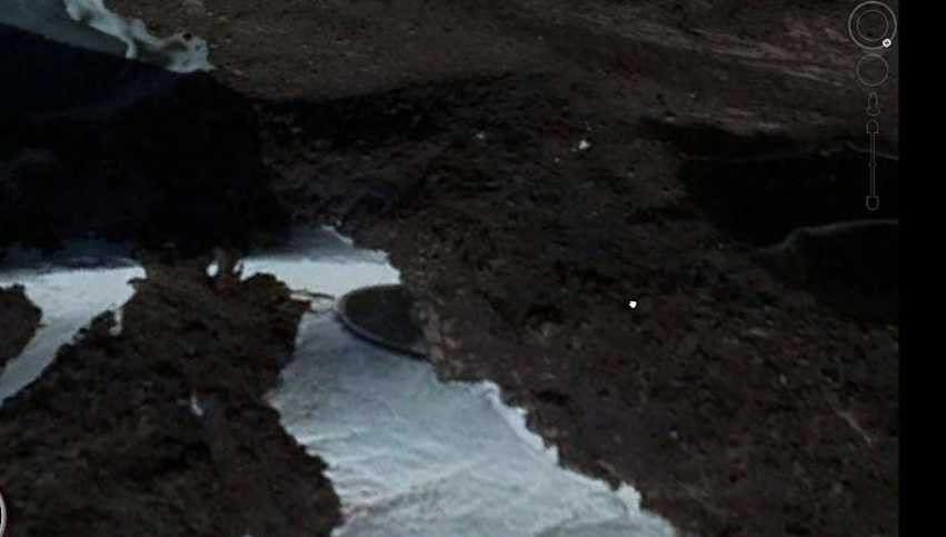 alien-ghost-ship-spotted-at-the-south-pole-170125-00_00_05_00-still005