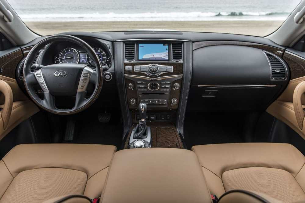 2017-infiniti-qx80-signature-edition-3