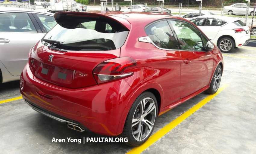 2017-Peugeot-208-GTI-Malaysia-spied-3-850x512