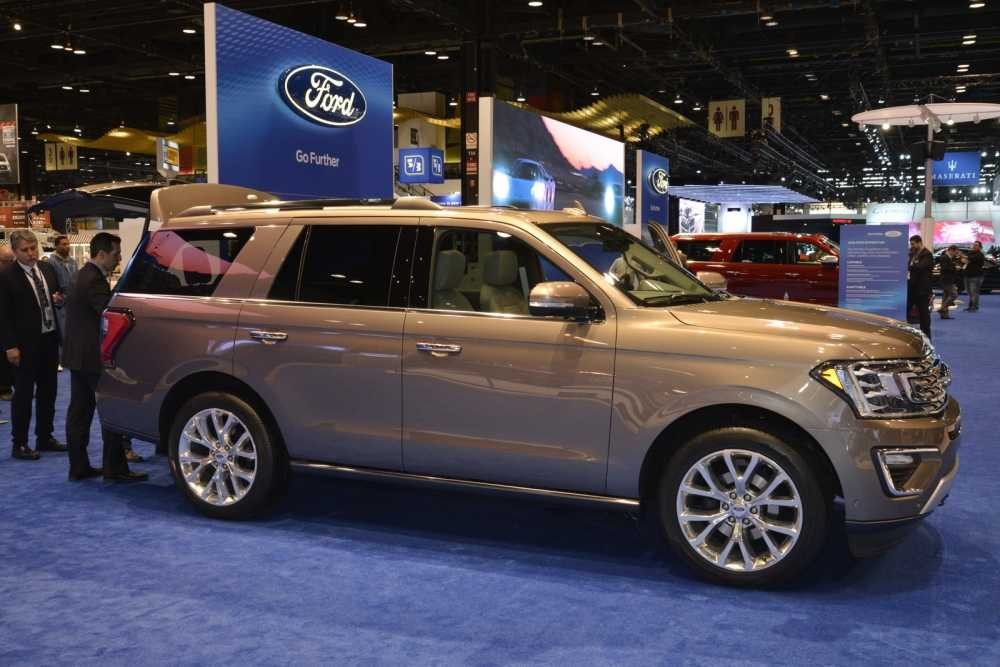 2018-Ford-Expedition-03