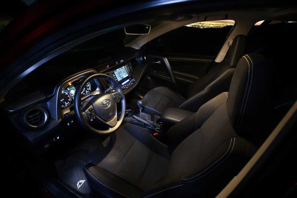 toyota-rav4-adventure-10