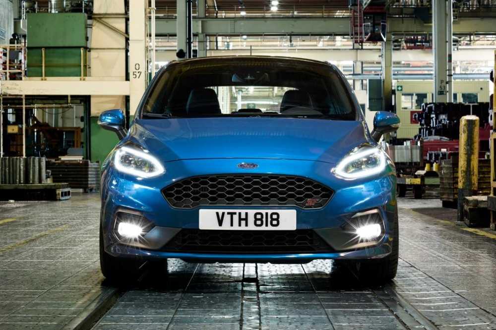 ford_2017_fiesta_st_04
