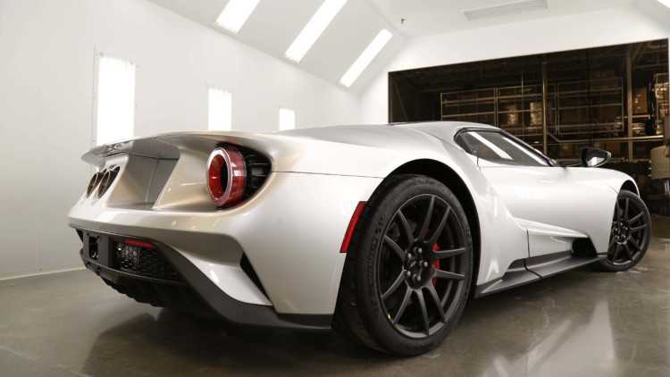 ford-gt-competition-series006-1