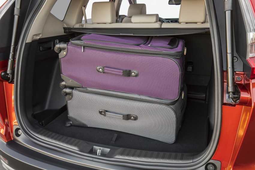 2017_Honda_CR-V_107-850x567
