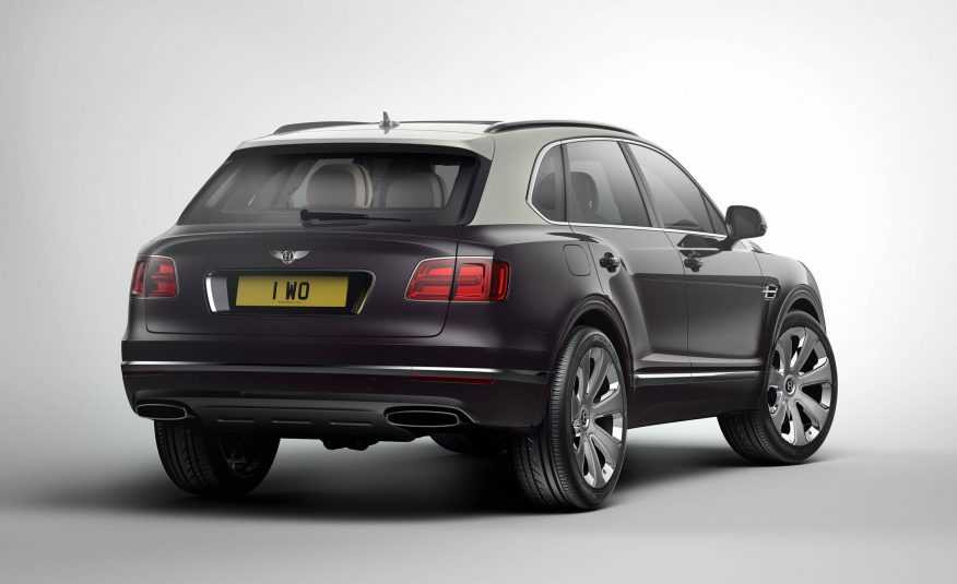 Bentley-Bentayga-Mulliner-102-876x535