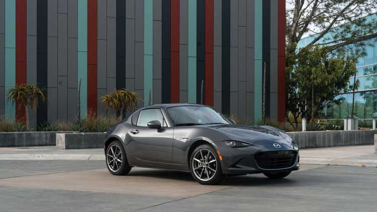 03-2017-mazda-mx-5-miata-rf-fd-1