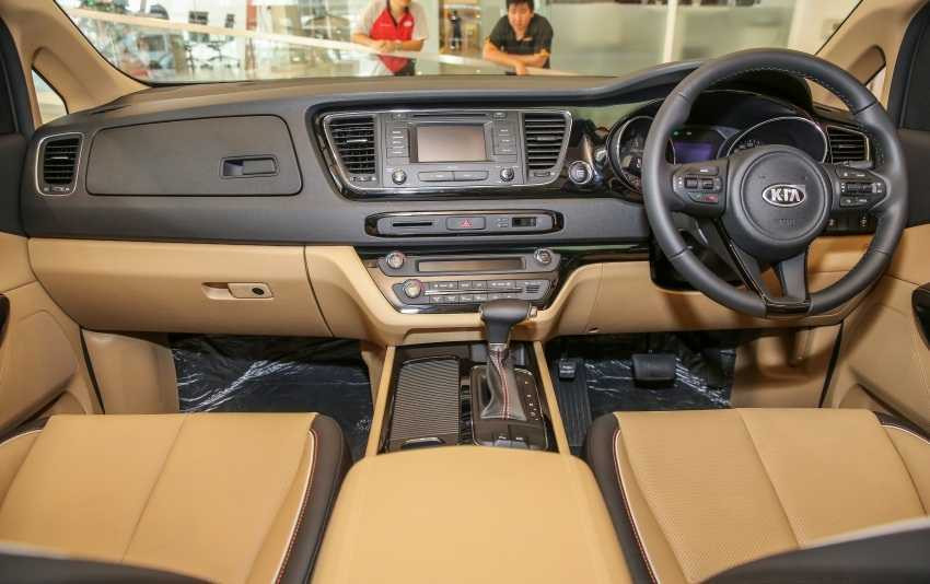 Kia_Carnival_22DGS-13-850x567