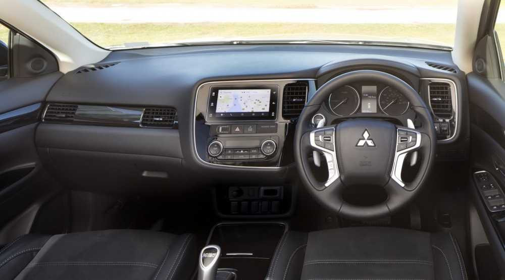 Outlander-PHEV-Juro-4