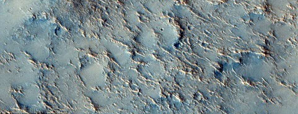 394D382500000578-0-Isidis_Planitia_pictured_is_a_plain_inside_a_giant_impact_basin_-a-104_1476186363158