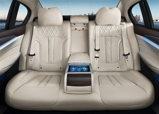 BMW 5-Series Li China -4