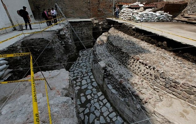 4137D9A300000578-4582696-image-a-10_1496919118736