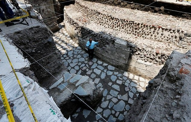 4137D9F900000578-4582696-image-a-15_1496919483357