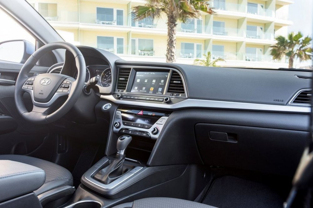 xehay-Hyundai-Elantra-140617-5