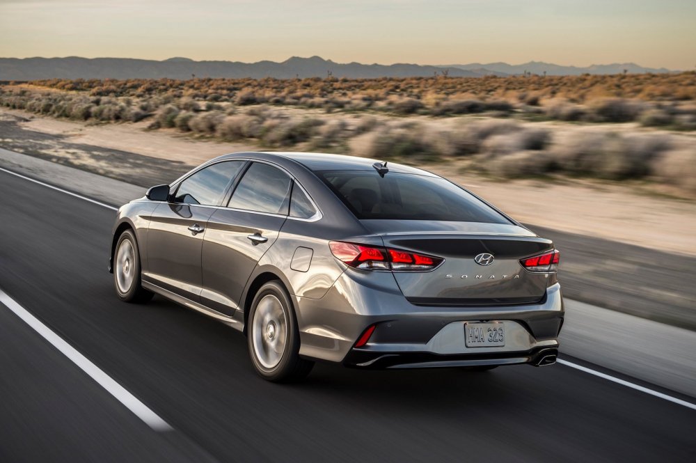 2018-Hyundai-Sonata-02