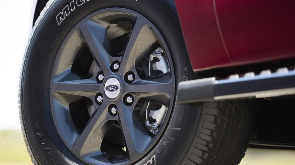 Ford-Expedition-FX4-3 3