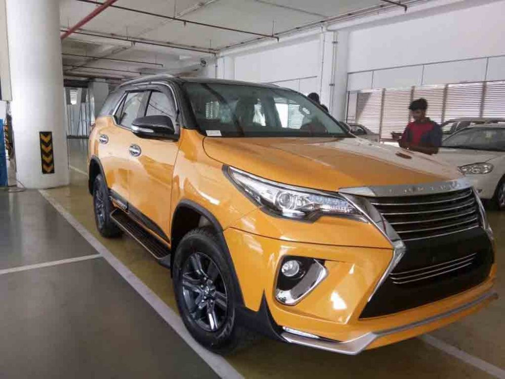 Custom-Toyota-Fortuner-with-new-Nippon-body-kit-front-quarter