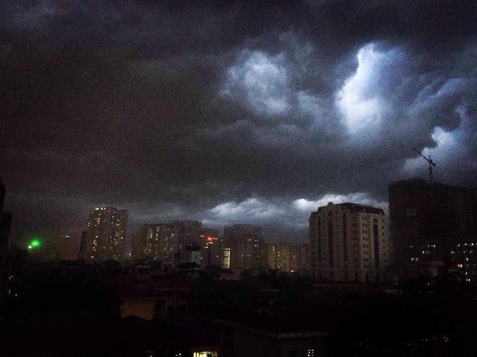 32706654_1328213350615191_3709563592857616384_n