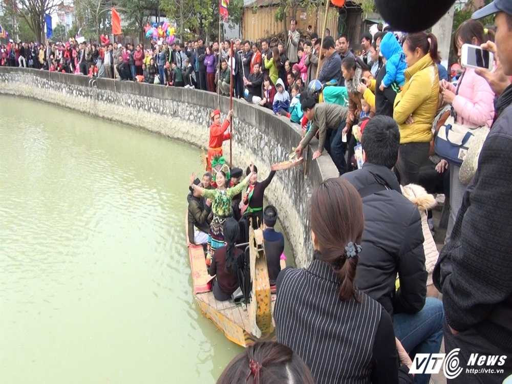 Sequence 02.Still005